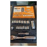 Craftsman 1/4in & 3/8in socket set