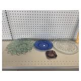 (4) VTG Glass Plates & Ashtray