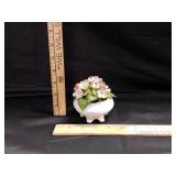 VTG Ceramic Floral Decor