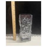 VTG Clear Glass Vase Flower Design