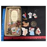 Vtg Handpainted Christmas Ornaments