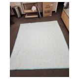 Blue Quilted Comforter 'Flowers'