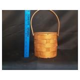 7' VTG Wood Basket 'Peacock'