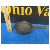VTG Cast Iron Skillet
