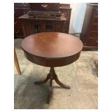 28X24 Round Side Table
