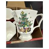 Vintage NIKKO Christmas 4 Coffee Mugs