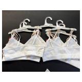 (5) Cat & Jack 2pk Seamless Bras XL