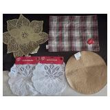 Placemats & Lace Doilies