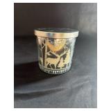 Holiday Style Snowy Berries 13oz Candle