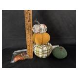 Soft Pumpkin Decor & Fall Confetti