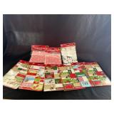 Holiday Style Christmas Gift Tags & Drawstring