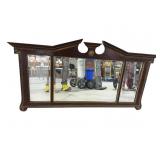 19th century. MAHOGANY FEDERAL MIRROR