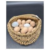 BUTTOX BASKET WITH STONE EGGS INSIDE