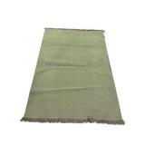 7FT 5IN X 5FT MACHINE MADE RUG