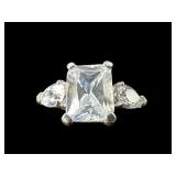 SILVER TONE CLEAR STONE RING