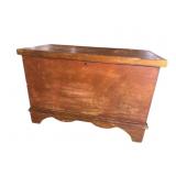 ANTIQUE PINE CEDAR LINED BLANKET BOX
