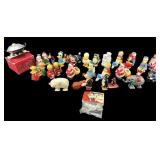 LARGE LOT OF DISNEY VINTAGE PLASTIC RAMP WALKER