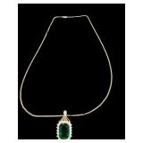 COSTUME GOLD TONE GREEN STONE PENDANT WITH CHAIN