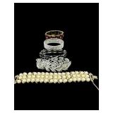 LOT OF COSTUME JEWELRY BRACELETS