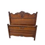 OAK HIGHBACK FULL SIZE BED