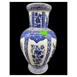 T. DELFTS BLEAU VASE