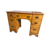 MAPLE KNEEHOLE DESK
