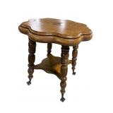 OAK QUALITY TURNED LEG CLAW FOOT TABLE