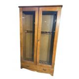 MAPLE 2 DOOR GUN CABINET