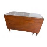 19TH CENTURY WALNUT GATELEG TABLE WITH DROPLEAF