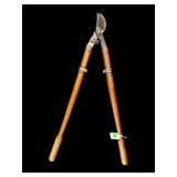 VINTAGE CORONA LARGE WOODEN HANDLE CLIPPERS