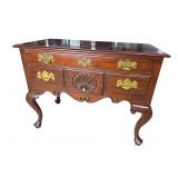 HENKEL HARRIS SOLID MAHOGANY QUEEN ANNE LOWBOY