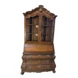 HENREDON OAK KETTLE FORMED LARGE SECRETARY