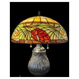 TIFFANY STYLE LEADED GLASS TABLE LAMP