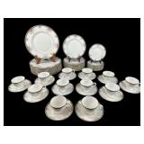 60 PCS WEDGWOOD TOURAINE CHINA