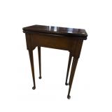 SOLID MAHOGANY QUEEN ANNE FLIP TOP CONSOLE TABLE
