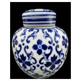 BLUE AND WHITE ORIENTAL GINGER JAR