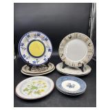 LOT OF 10 MISC PORCELAIN PLATES. RANGE IN SIZE