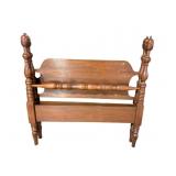 BENBOW SOLID WALNUT ACORN TOP FULL SIZE BED