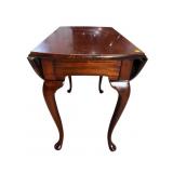 SOLID MAHOGANY DROPSIDE QUEEN ANNE TABLE