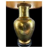 LARGE BRASS TABLE LAMP