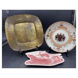 LOT OF 3 GLASS & PORCELAIN PIECES