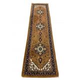 10'1 X 2'7 HANDMADE PERSIAN CARPET
