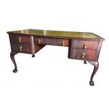 EARLY 20TH CENTURY MAHOGANY CHIPPENDALE LEATHER