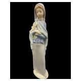 LLADRO GIRL WITH CALLA LILIES FIGURINE