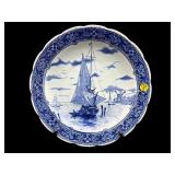 LARGE BLUE DELFT SAILBOAT CHARGER
