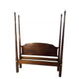 SOLID MAHOGANY QUEEN SIZE PENCIL POST BED