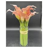 FAUX FLOWERR ARRANGEMENT GLASS VASE