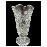 WATERFORD CRYSTAL SCALLOPED FOOTED FLOWER VASE
