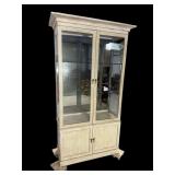 HICKORY WHITE DISTRESSED FINISH CURIO