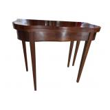 CRAFTIQUE SOLID MAHOGANY FLIP TOP GAME TABLE